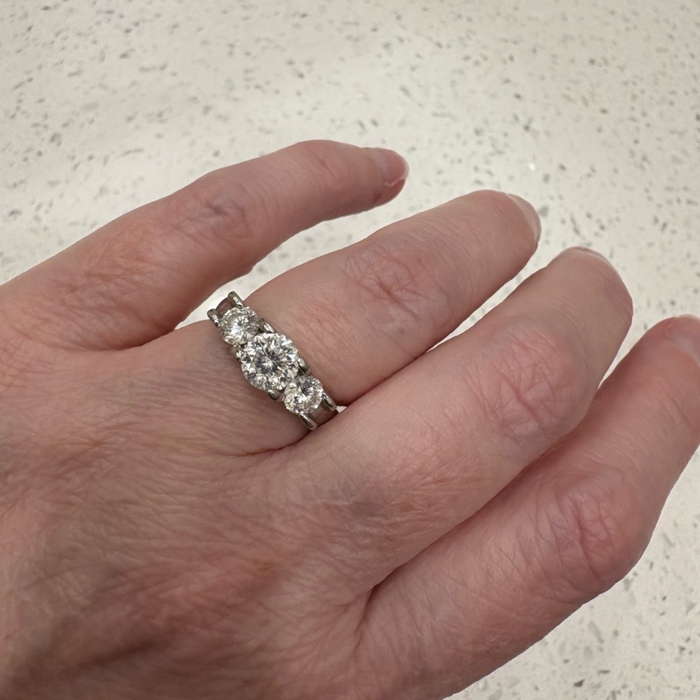 Roberto Coin Cento Platinum trilogy ring